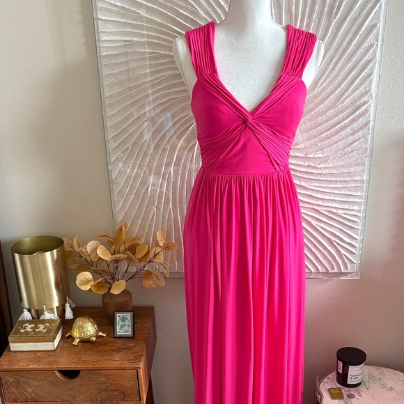 Coast London Pink Formal Maxi Dress - Picture 3 of 16